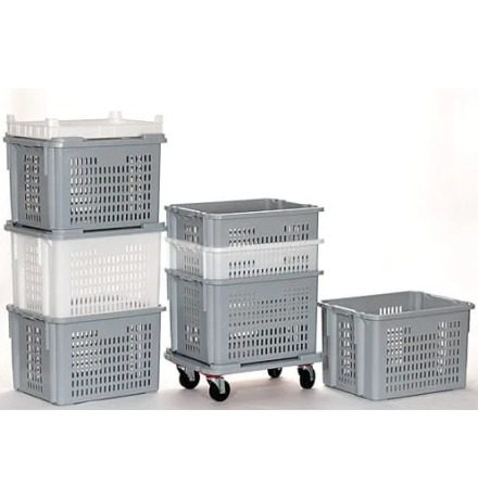 Bac plastique fond plein et parois ajourées 620x500x403mm